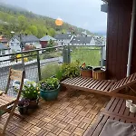 Апартаменти Newly Renovated 3-room Берген