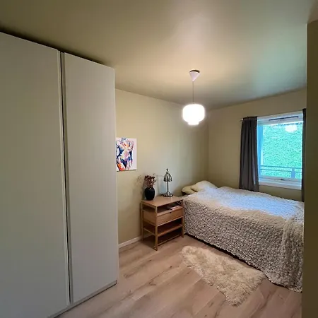Апартаменты Newly Renovated 3-room